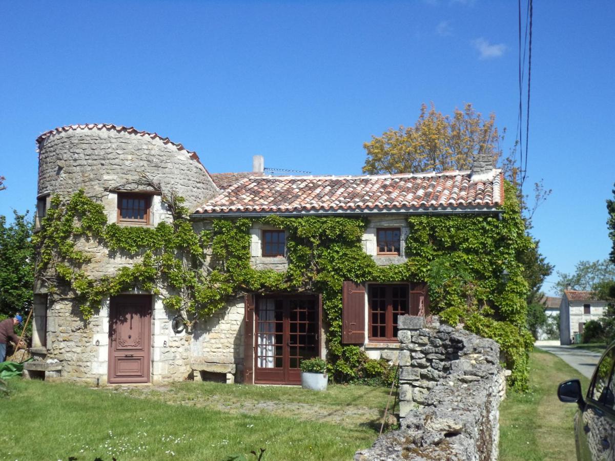Traditional Charentais Cottage In Countryside 25 Minutes From Royan Balanzac Dış mekan fotoğraf
